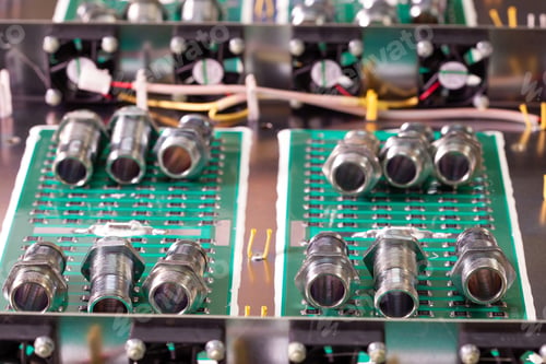 Preview: Metal components and microcircuits