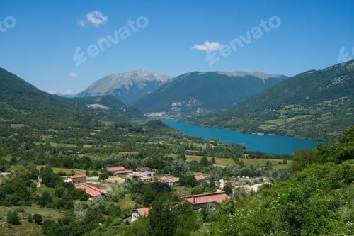 Preview: Lake of Barrea, in the Abruzzo National Park