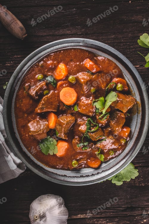 Preview: Beef stew with carrots