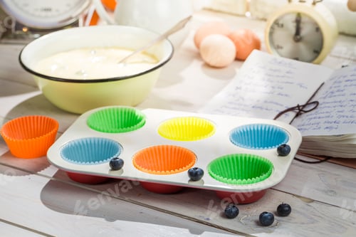 Preview: Bright Colorful Baking Preparation with Cupcake Liners