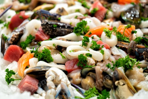 Preview: fresh mixed seafood slice on ice in market
