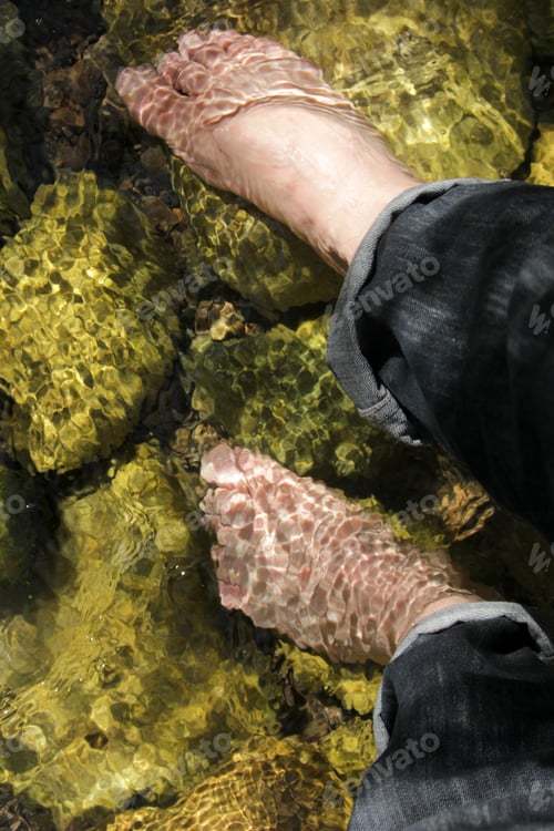 Preview: foot in the water