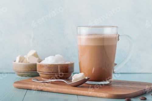Preview: Bulletproof coffee, blended with organic butter and MCT coconut oil.