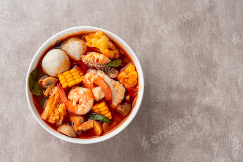 Preview: Shrimp soup bowl, Tom yum or tom yam