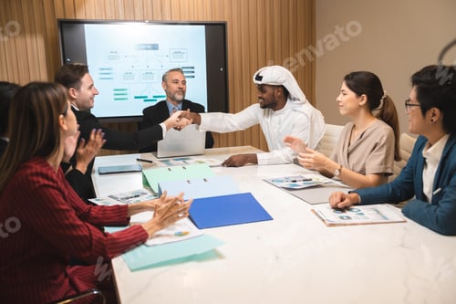 Preview: Emirate man having business deal agreements with partnership team, Arabian manager making handshake