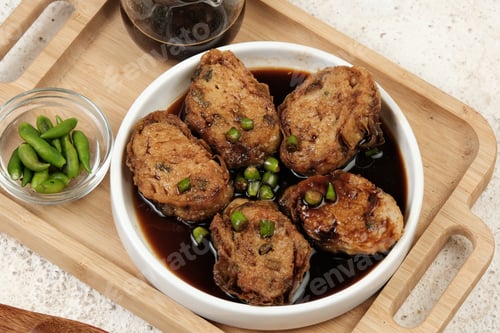 Preview: Gohyong or Ngo Hiang, Made From Minced Chicken with Spices , Served with Spicy Sour Sauce.