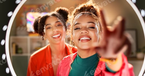 Preview: Happy women, portrait and influencer with ring light for content creation, vlogging or online tutor