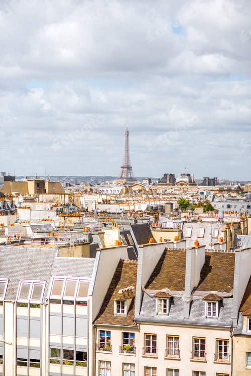 Preview: Cityscape view of Paris