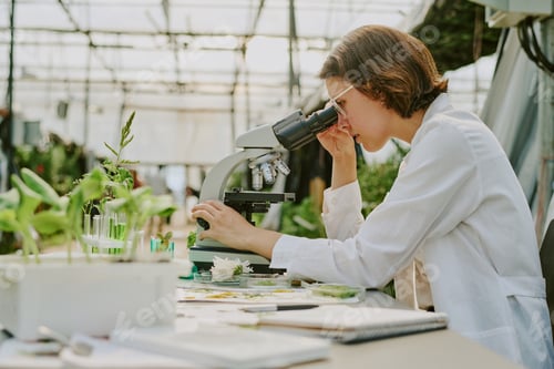 Preview: Conducting Scientific Research in Laboratory Environment