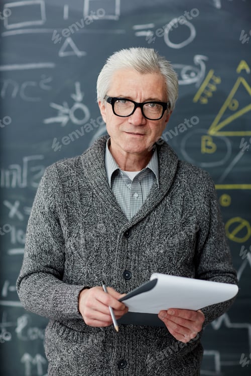 Preview: Aged teacher