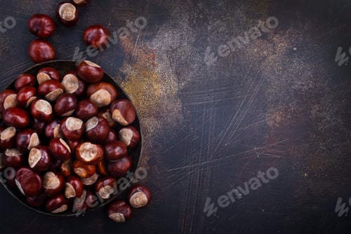 Preview: raw chesnuts
