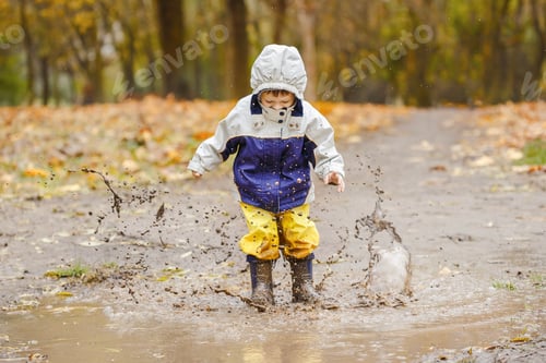 Preview: Jumping in the muddy puddles. Fun kids activities