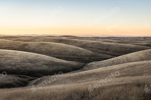Preview: Landscape view of rolling prairie hills, Bakersfield, California, USA