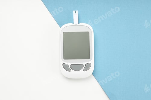 Preview: Blank screen blood glucose meter on blue-white surface