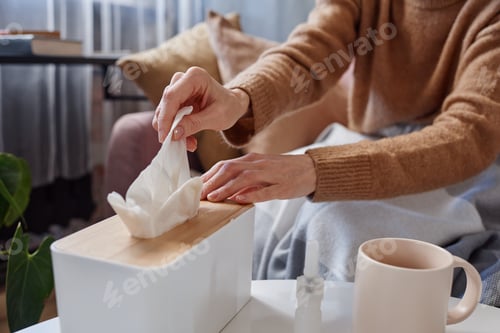 Preview: Pulling Out Paper Napkin