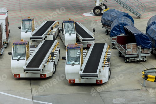 Preview: Aeroport service with conveyor to commercial airline airplane