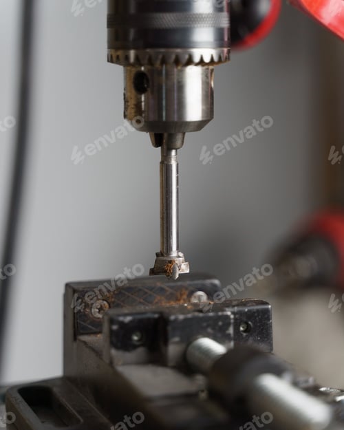 Preview: Vertical of the woodcutting machine on a weathered plank