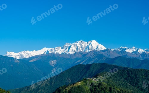 Preview: Landscape view of Mount range