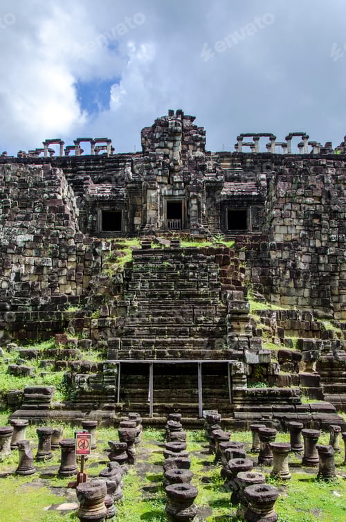 Preview: Ancient Stone Temple with Stairs and Columns