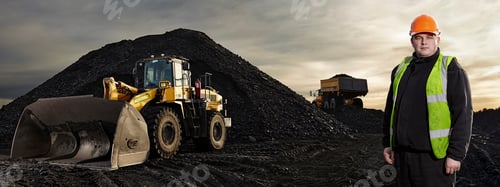 Preview: Portrait of mature man working at quarry