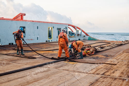 Preview: Vessel crew preparing vessel for static tow tanker lifting