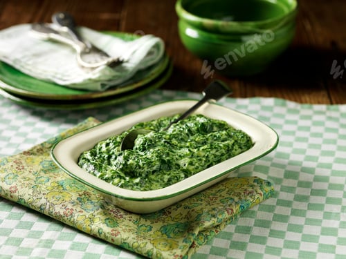 Preview: Creamed spinach in vintage tin