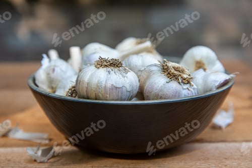 Preview: Garlic