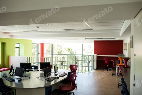 Preview: Empty computer class