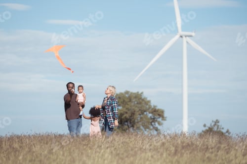 Preview: Family vacation with outdoor activities in the wind turbine field