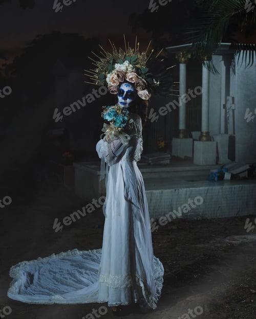 Preview: Catrina in a cemetery. Day of the dead celebration. Mexican culture.