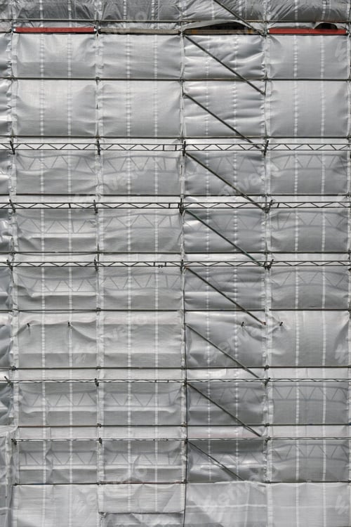 Preview: scaffolding and tarpaulin
