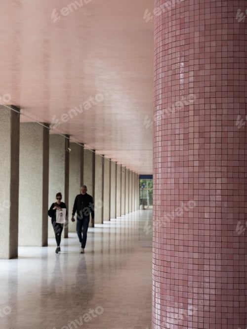 Preview: The pink portico of the INA building in Milan