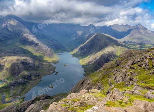 Preview: Views from Sgurr na stri peak in Skye island, Scotland