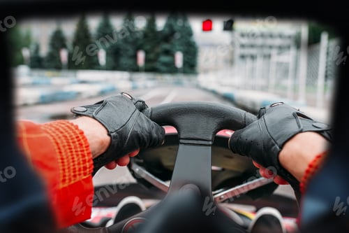 Preview: Karting driver, view through the eyes of the racer
