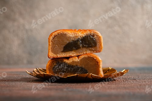 Preview: Mooncake