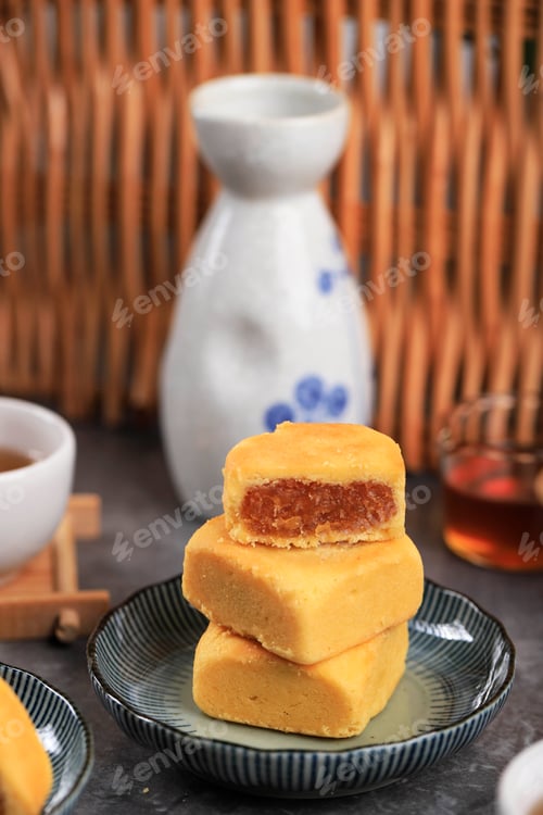 Preview: Delicious Taiwan Pineapple Tart, Melted Pie Crust with Pineapple Jam Inside