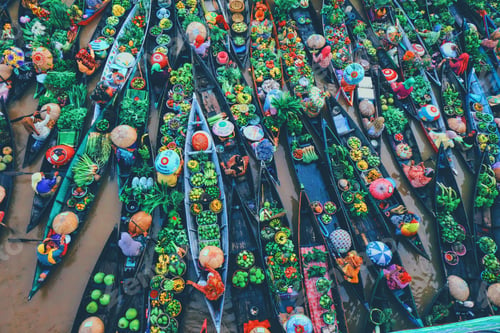 Preview: Floating market