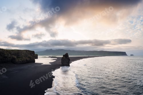 Preview: Arnardrangur stack - a tourist attraction in Iceland