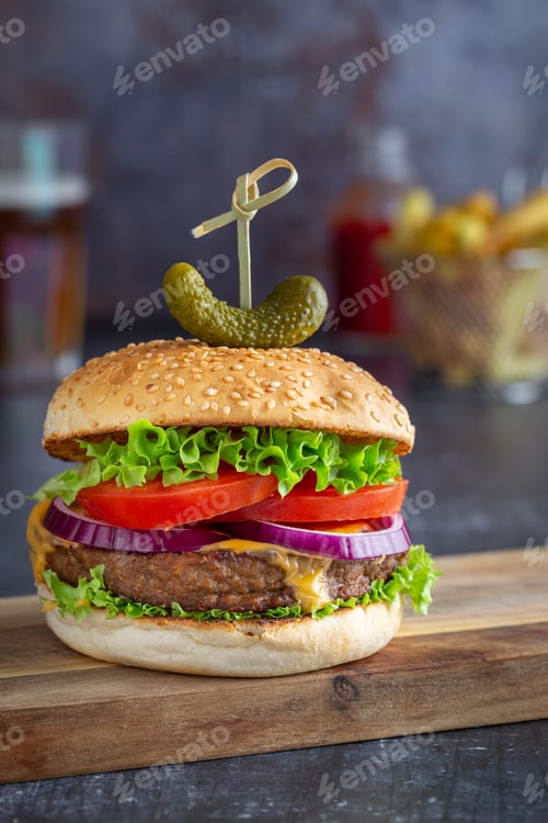 Preview: Burger with Lettuce, Tomato, and Red Onion Toppings