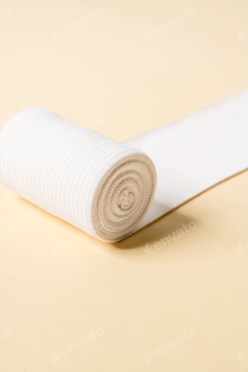 Preview: The close-up shot of the unfolded bandage in the studio