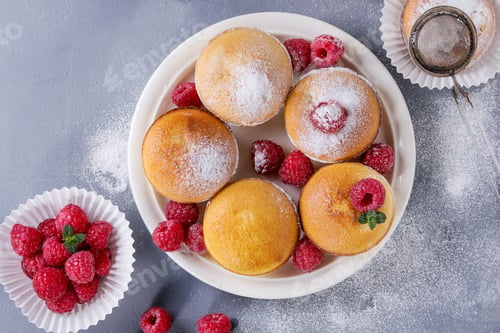 Preview: Lemon cakes with raspberries