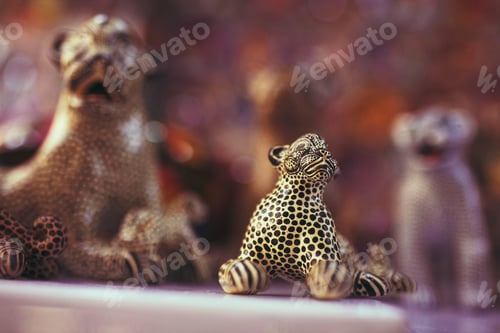 Preview: handcraft jaguar make with local wood in mexico