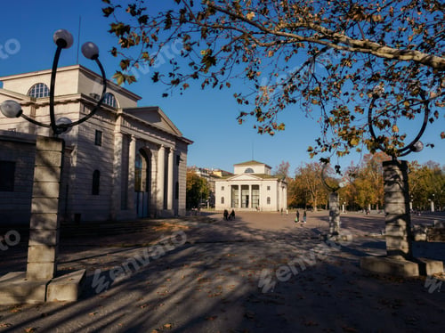 Preview: Arco della Pace in Milan, Italy