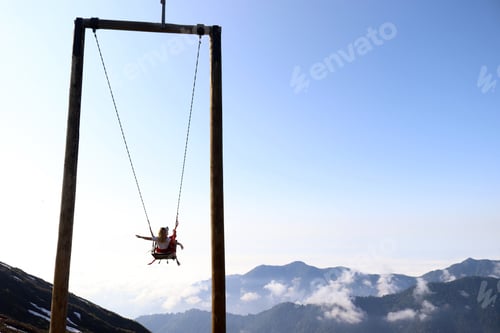 Preview: Huser Plateau is the highest plateau in Rize. Çamlıhemşin Rize Turkey