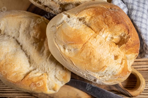 Preview: Fresh bread for breakfast.