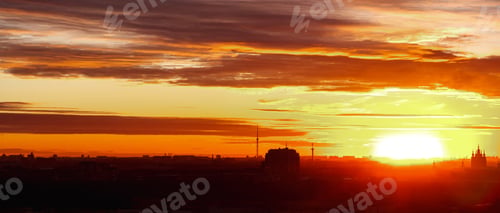 Preview: Panoramic view of silhouettes cityscape at amazing city orange sunset