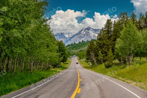 Preview: Highway in Grand Teton National Park