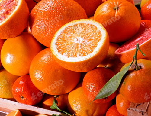 Preview: Close up on an assortment of fresh citrus fruit