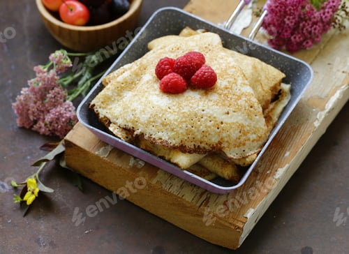 Preview: Thin Pancakes