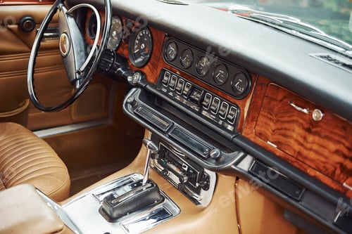Preview: Close up view of front part of luxury old retro automobile